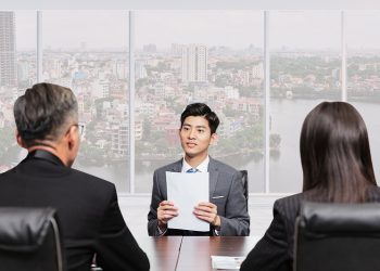 Thực trang và giải pháp đào tạo nguồn nhân lực trong lĩnh vực Thương mại điện tử